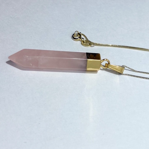 Rose Quartz Crystal Point Pendant Necklace on Gold Chain - Picture 4 of 4